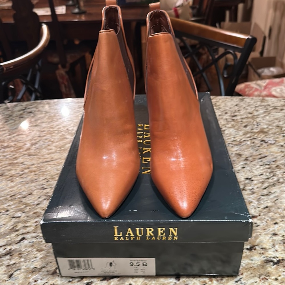 Cognac leather booties New size 9 1/2